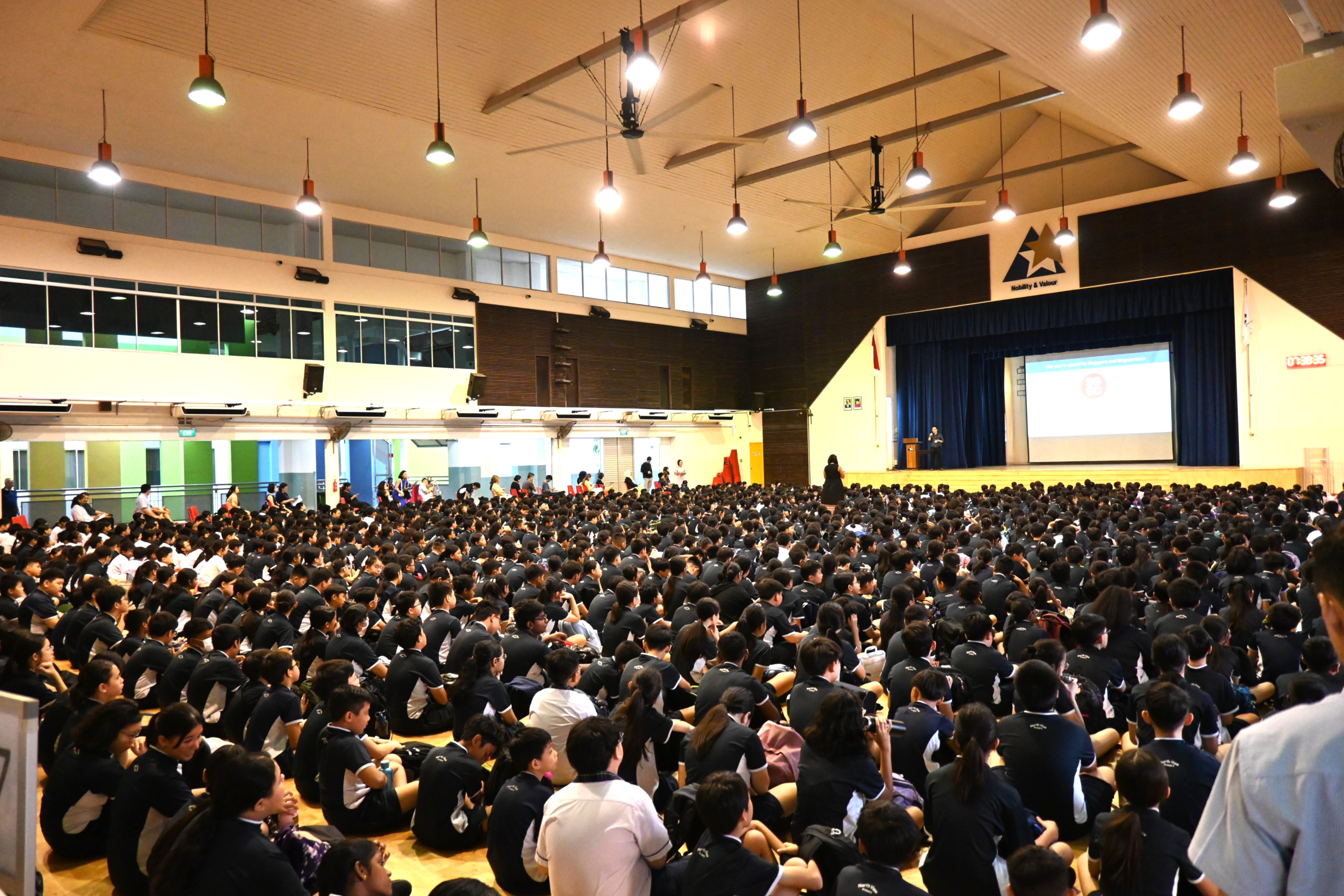 Author Shawn Seah speaking about SG60 and Singapore history at North View Primary. 